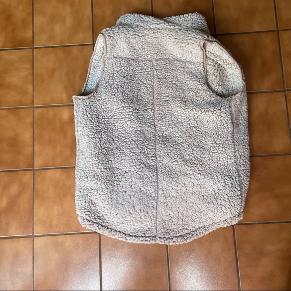 Thread & Supply Sherpa Zip Up Vest Cream Small - Picture 3 of 8